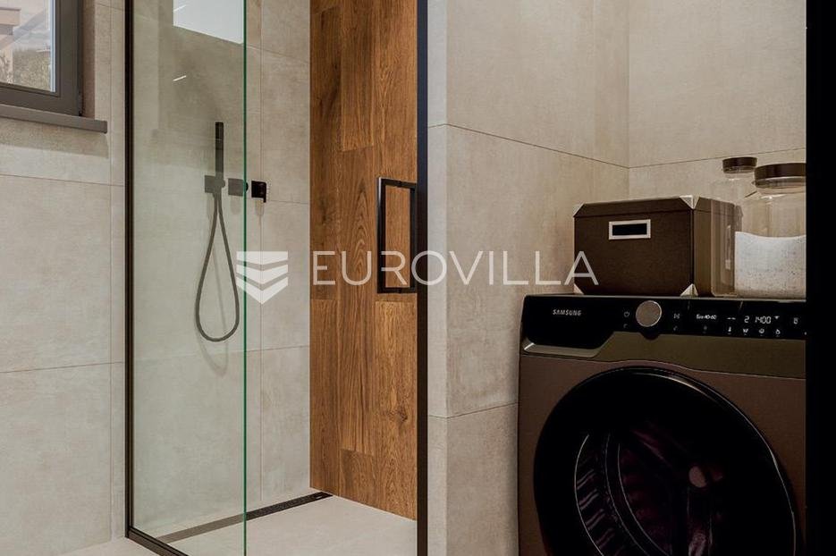 Apartma Naprodaj - Splitsko-dalmatinska Podgora
