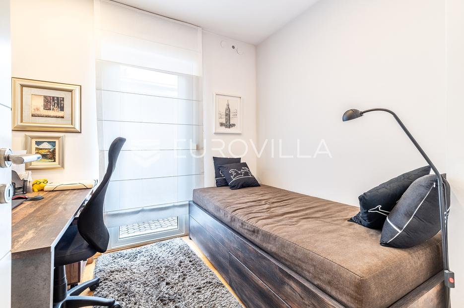 Casa In vendita - Grad Zagreb Trešnjevka - Sjever