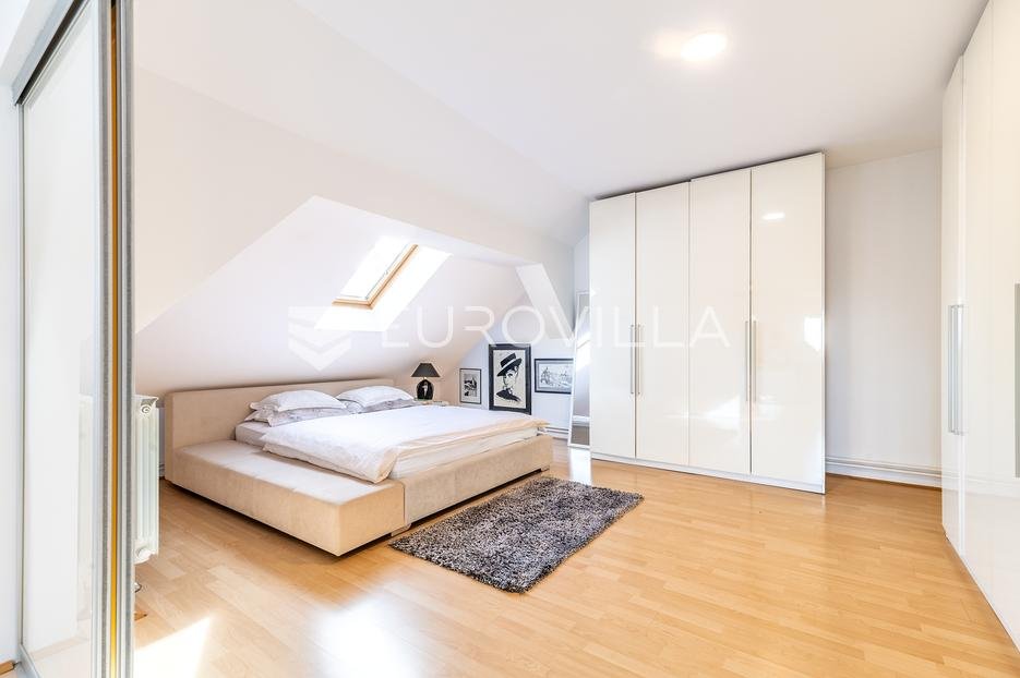 Casa In vendita - Grad Zagreb Trešnjevka - Sjever