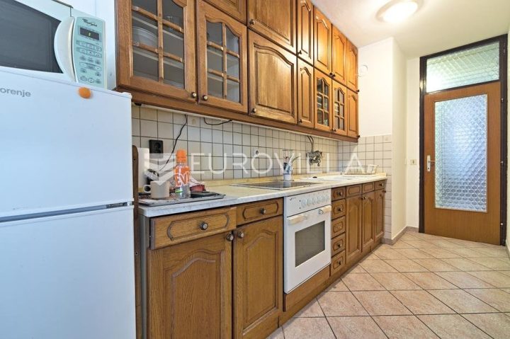 Flat for sale 60 m² – Sjenjak