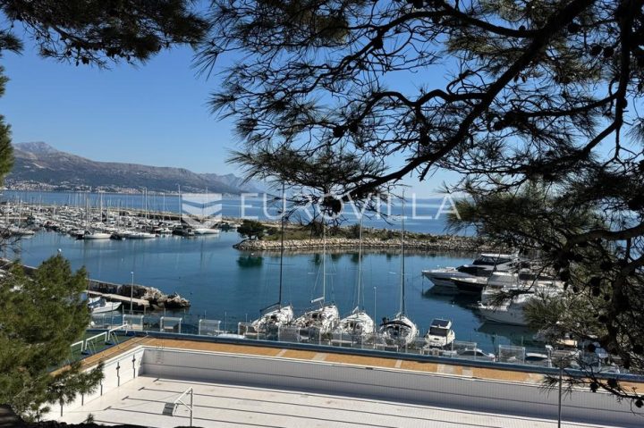 Terrain à vendre 2500 m² – Grad