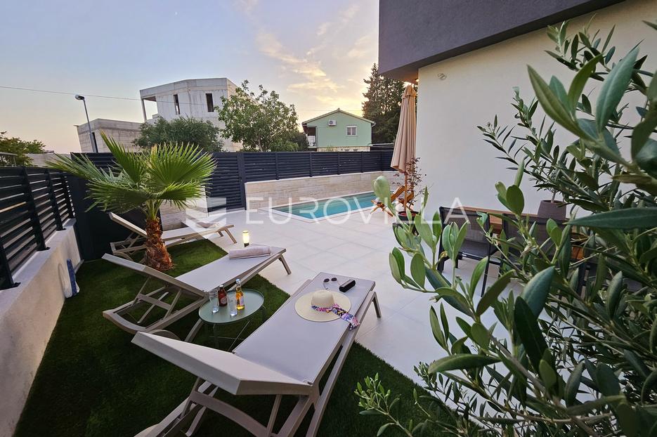 Maison À vendre - Šibensko-kninska Vodice