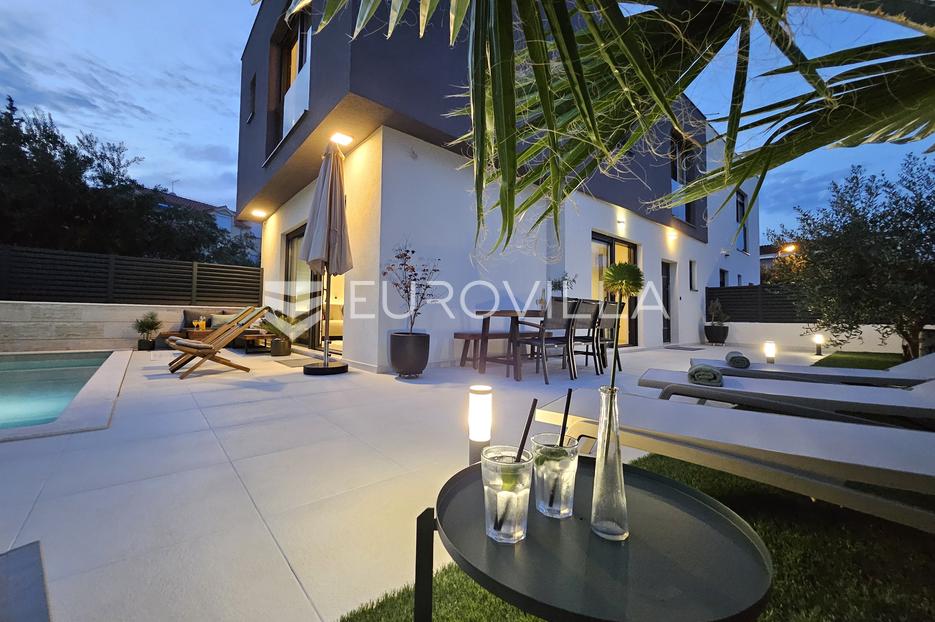 Maison À vendre - Šibensko-kninska Vodice