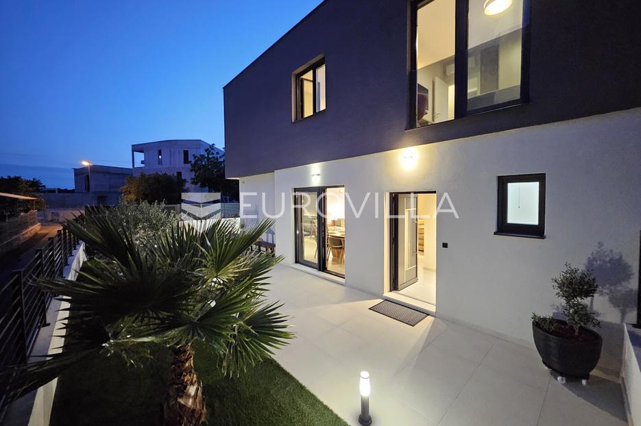 Maison À vendre - Šibensko-kninska Vodice