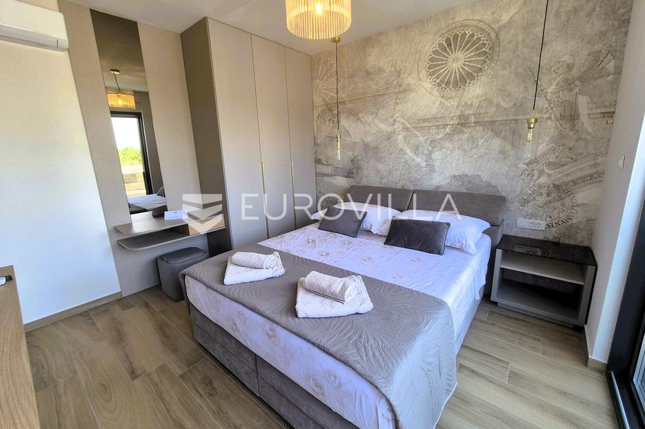Maison À vendre - Šibensko-kninska Vodice