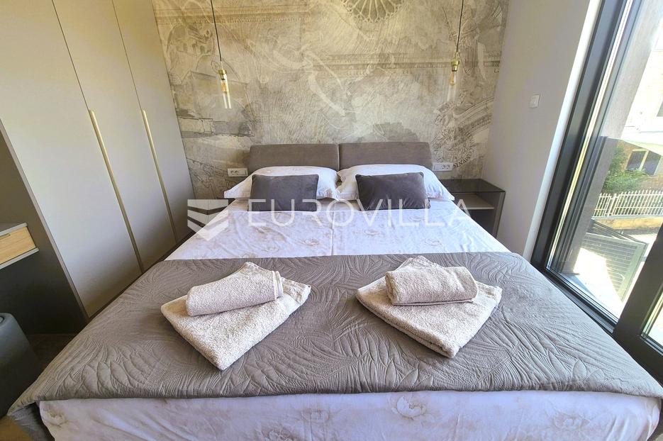 Maison À vendre - Šibensko-kninska Vodice