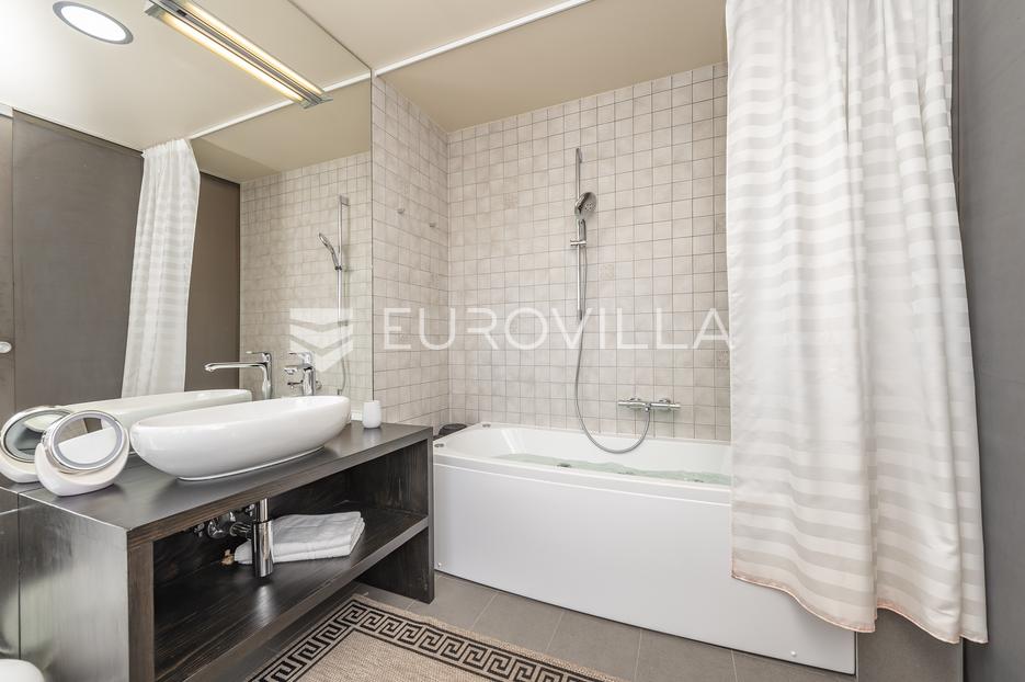 House For sale -  Šibenik - Okolica