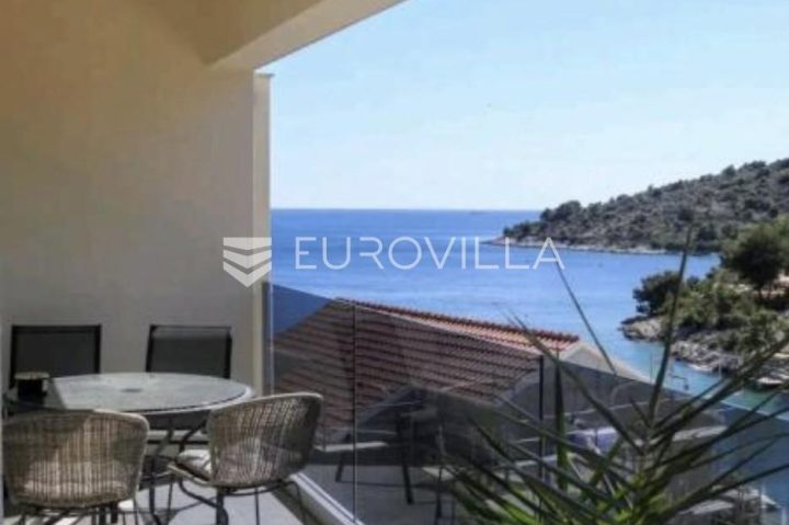 Hiša na predaj 280 m² – Sevid