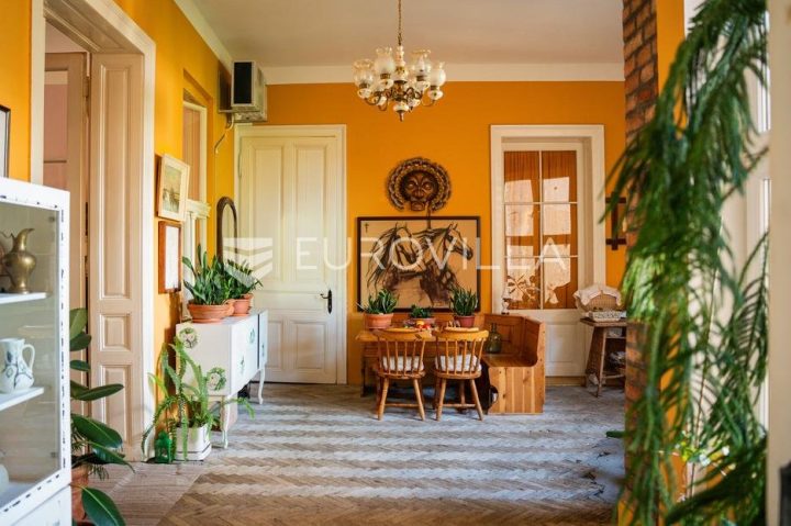 Flat for sale 163 m² – Centar