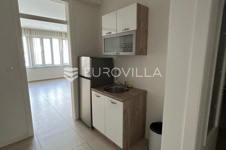 Business premises For rent - Splitsko-dalmatinska Trogir - foto 3/4