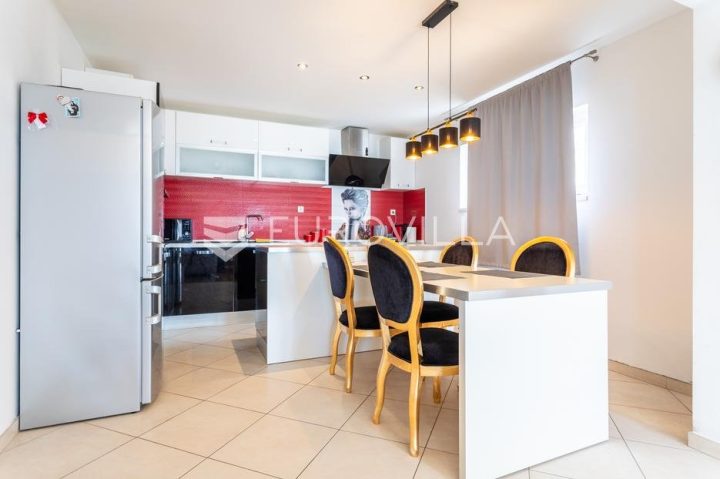 Flat For sale - Splitsko-dalmatinska Podstrana - foto 5/14