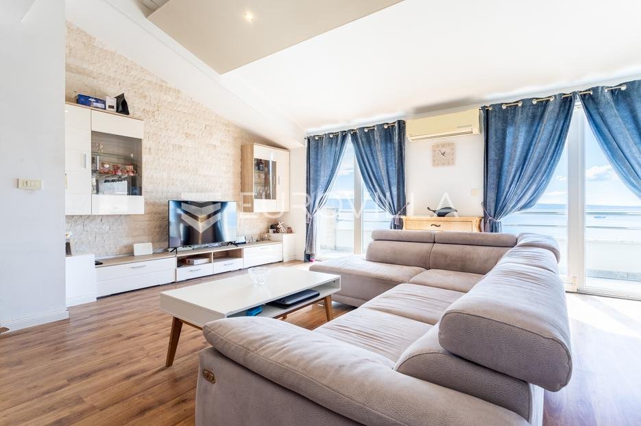 Flat For sale - Splitsko-dalmatinska Podstrana - foto 1/14