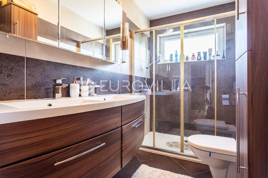 Flat For sale - Splitsko-dalmatinska Podstrana