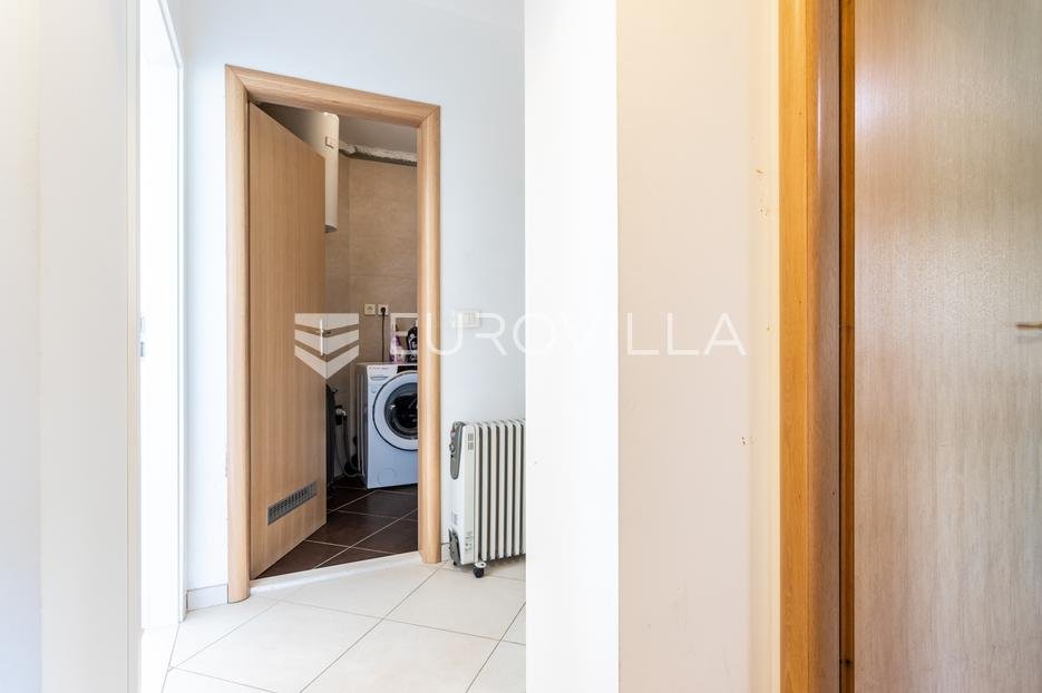 Flat For sale - Splitsko-dalmatinska Podstrana