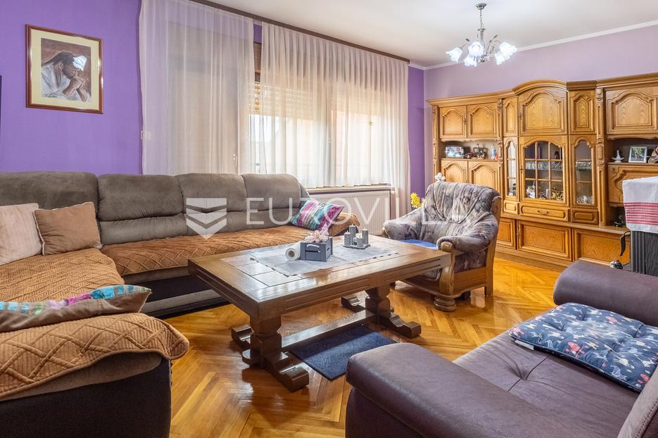 Kuća Na prodaju -  Slavonski Brod