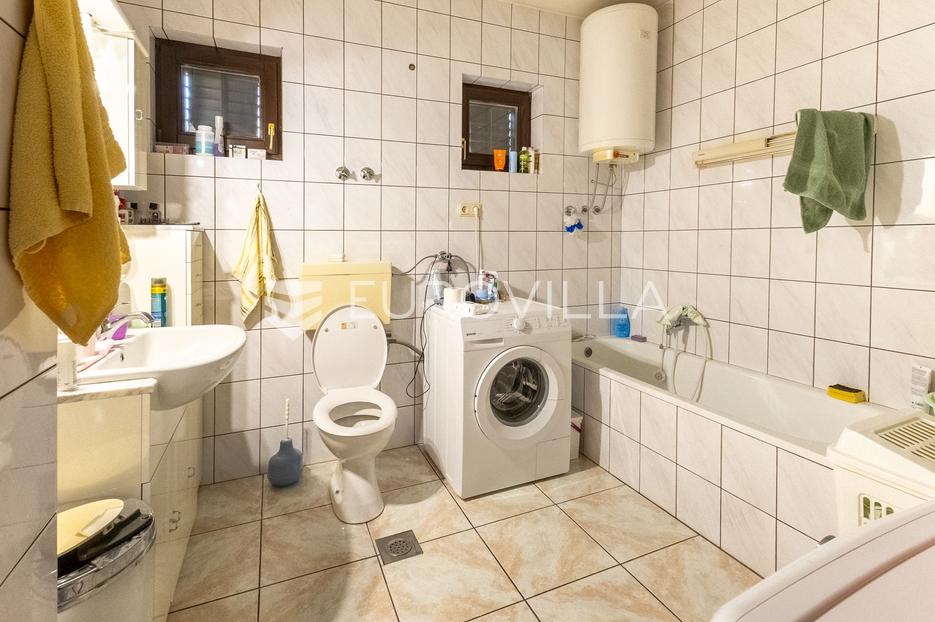 Kuća Na prodaju -  Slavonski Brod