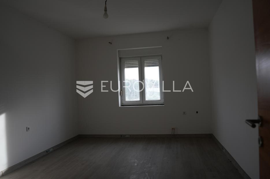 Commerciale Da affittare - Vukovarsko-srijemska Vukovar