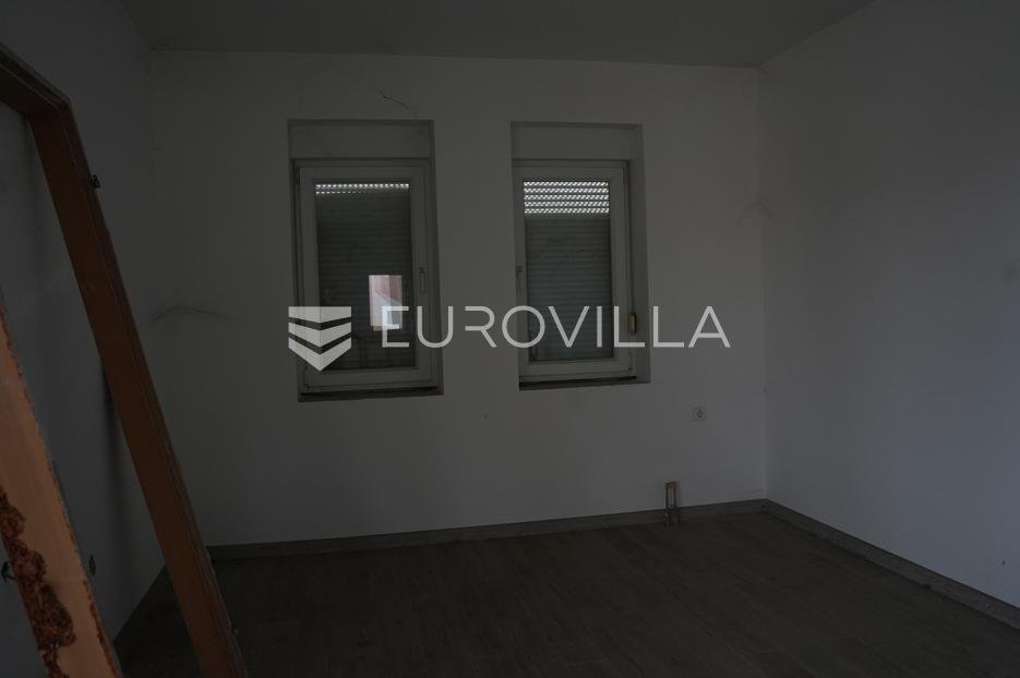 Commerciale Da affittare - Vukovarsko-srijemska Vukovar