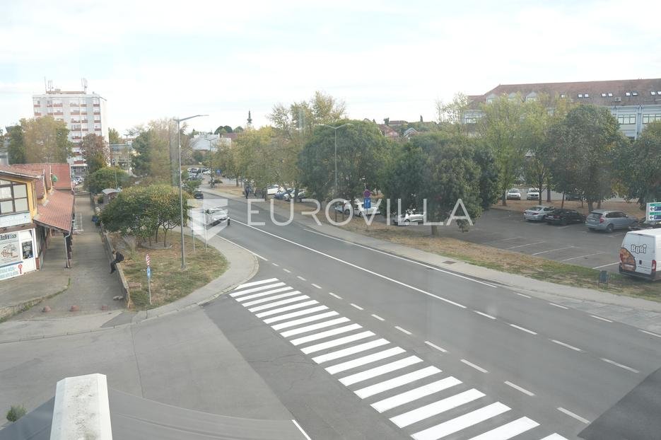 Commerciale Da affittare - Vukovarsko-srijemska Vukovar