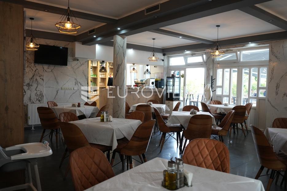 Commerciale Da affittare - Vukovarsko-srijemska Vukovar