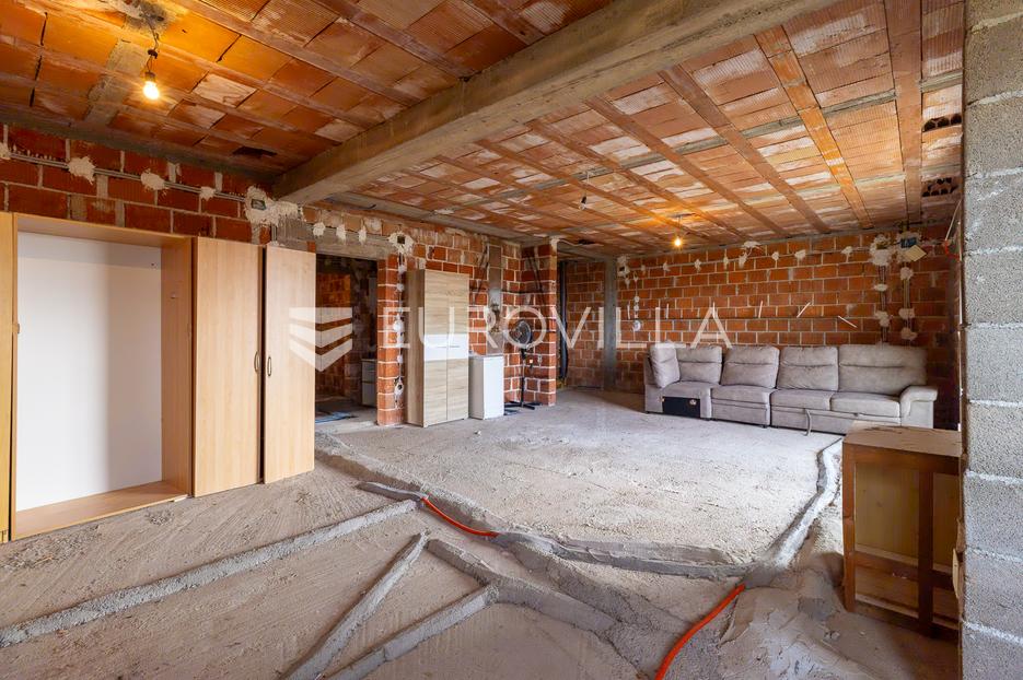 Dom Na predaj -  Malinska-Dubašnica