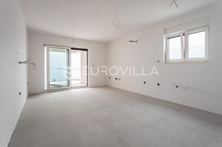 Apartmán na predaj 83 m² – Okrug Gornji