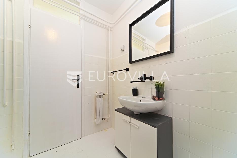 Apartma Na predaj -  Osijek