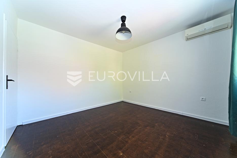 Apartma Na predaj -  Osijek