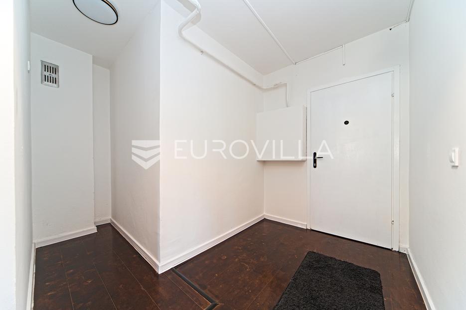 Apartma Na predaj -  Osijek