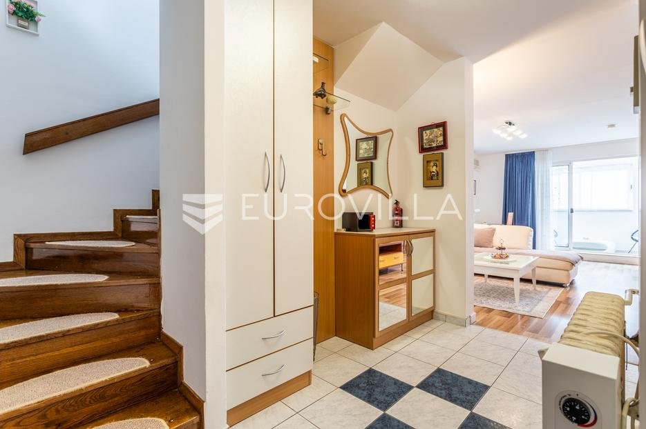 Apartment Zu vermieten - Splitsko-dalmatinska Split
