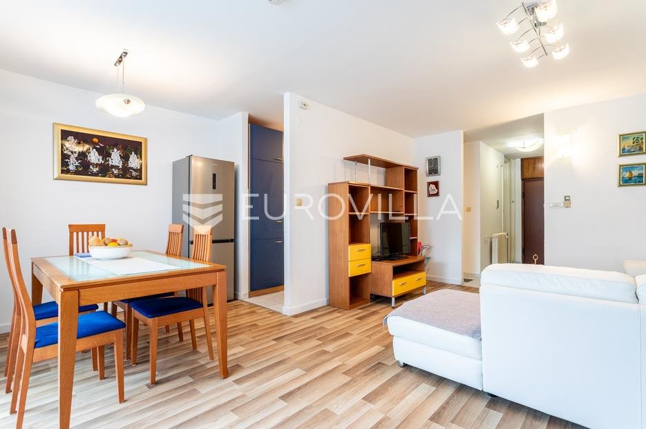 Apartment Zu vermieten - Splitsko-dalmatinska Split