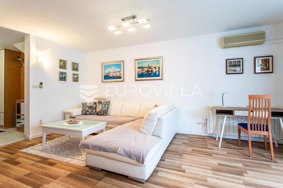 Apartment Zu vermieten - Splitsko-dalmatinska Split