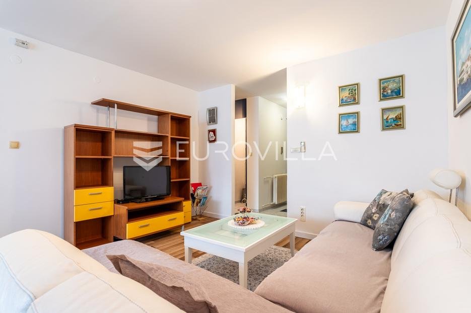 Apartment Zu vermieten - Splitsko-dalmatinska Split