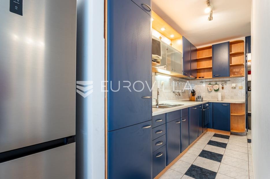 Apartment Zu vermieten - Splitsko-dalmatinska Split