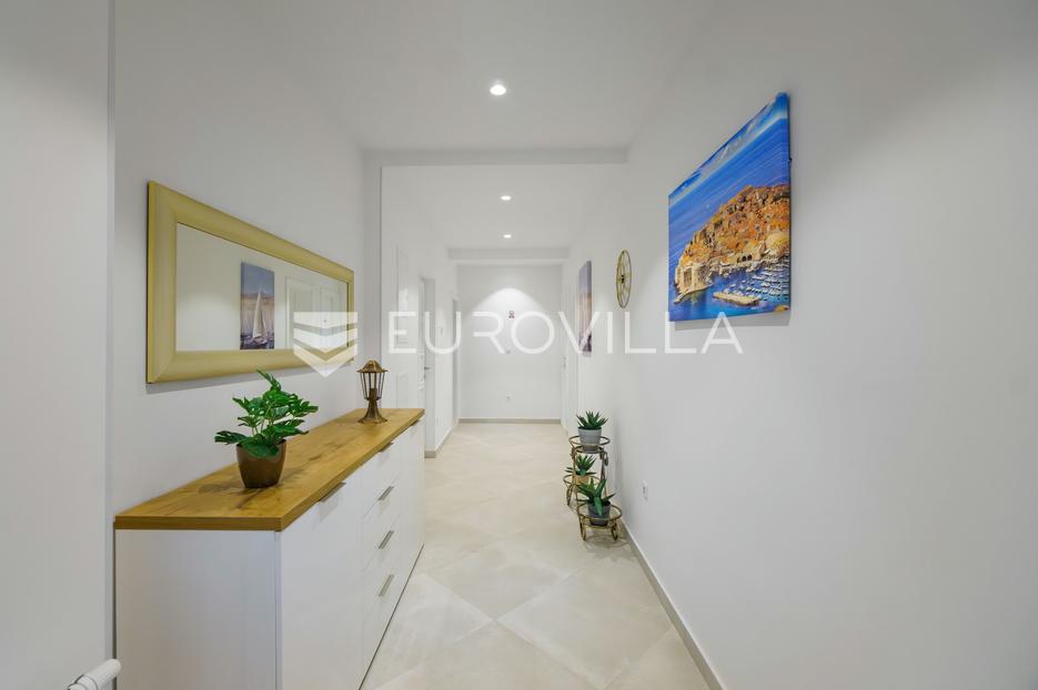 Apartma Na predaj - Splitsko-dalmatinska Split - foto 2/30