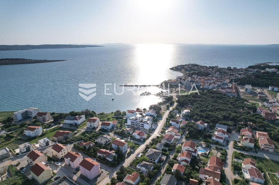 Stan Na prodaju -  Povljana