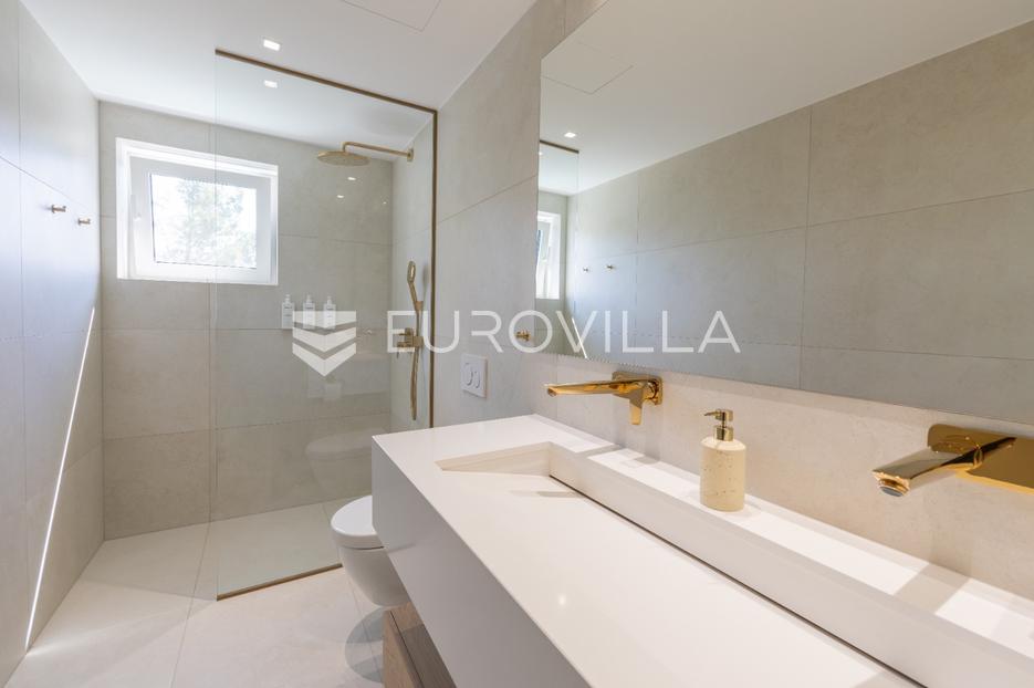 Maison À vendre - Splitsko-dalmatinska Podstrana
