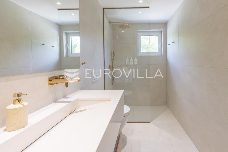 Maison À vendre - Splitsko-dalmatinska Podstrana