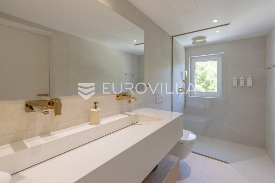 Maison À vendre - Splitsko-dalmatinska Podstrana