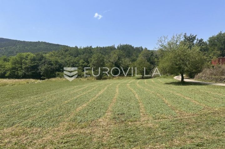 Terreno in vendita 3327 m² – Zrenj