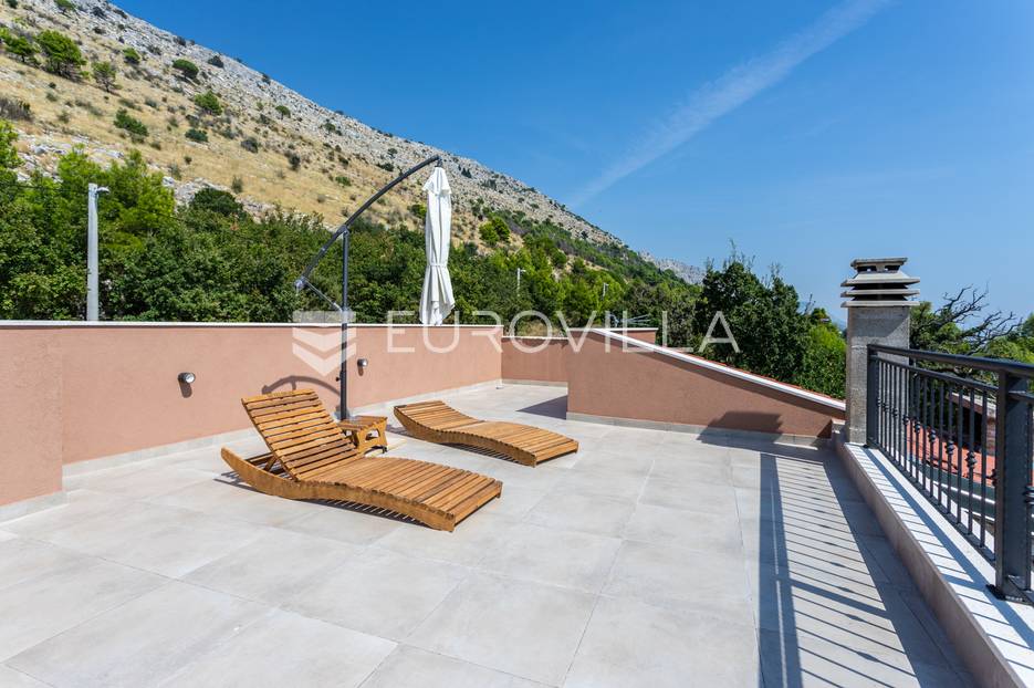 Dom Na predaj -  Dugi Rat