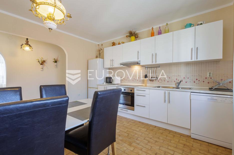Apartment Zu verkaufen -  Pula