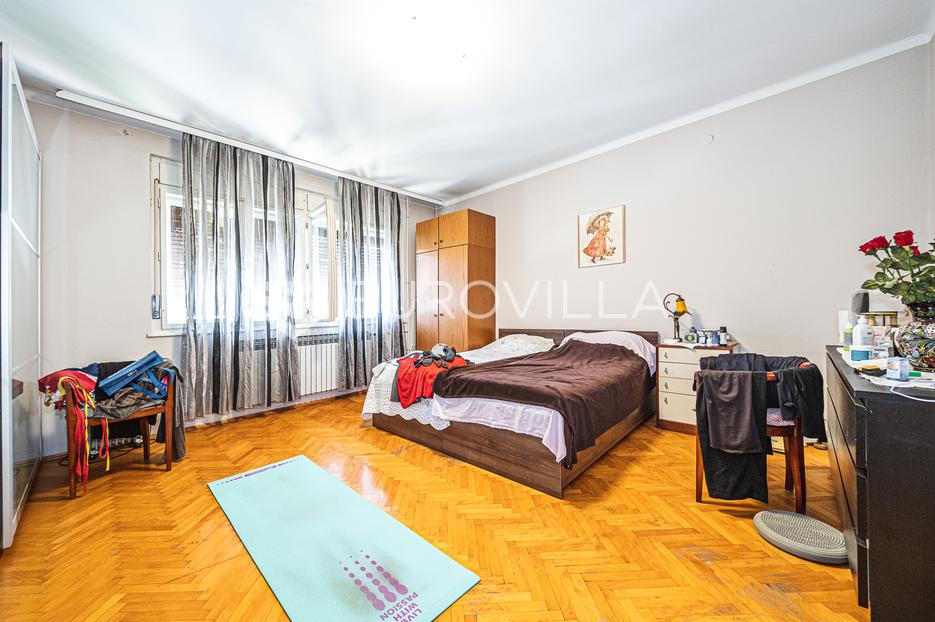 Casa In vendita - Grad Zagreb Trešnjevka - Sjever