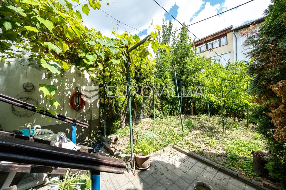 Casa In vendita - Grad Zagreb Trešnjevka - Sjever