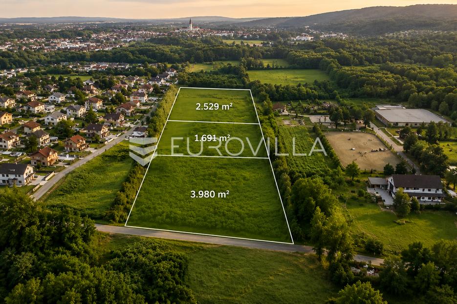 Terreno In vendita Južno naselje
