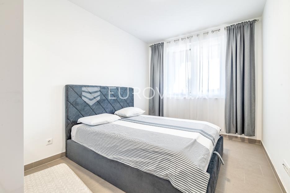 Flat For sale -  Peščenica - Žitnjak