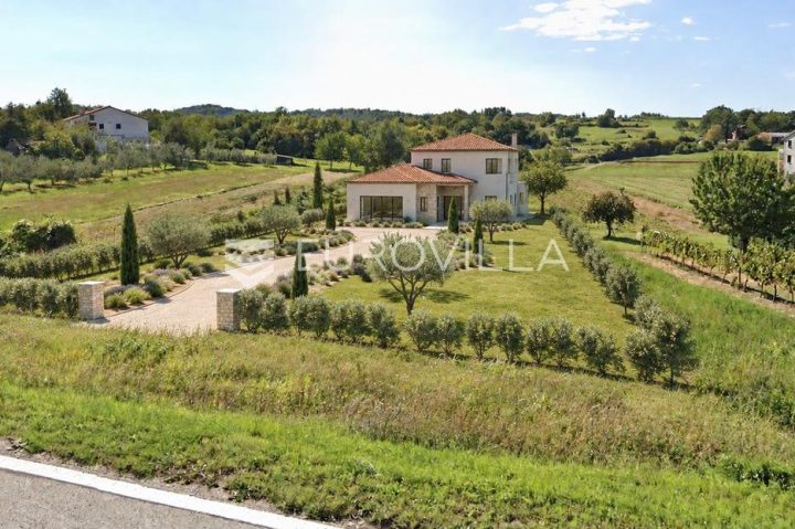 Działka na sprzedaż 1638 m² – Gračišće