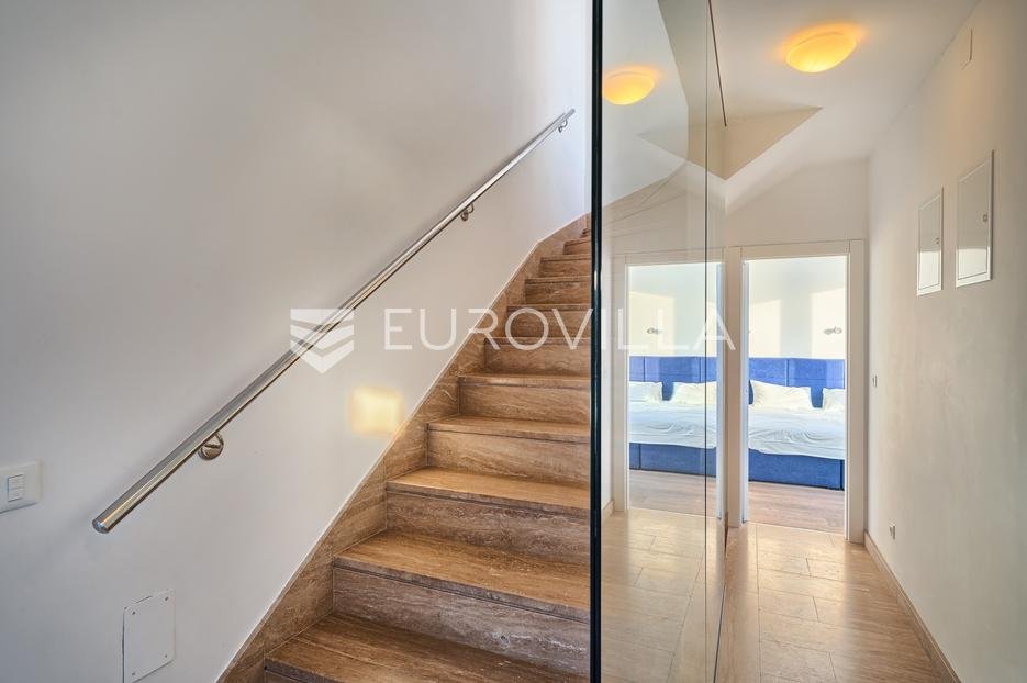 Haus Zu vermieten - Splitsko-dalmatinska Trogir