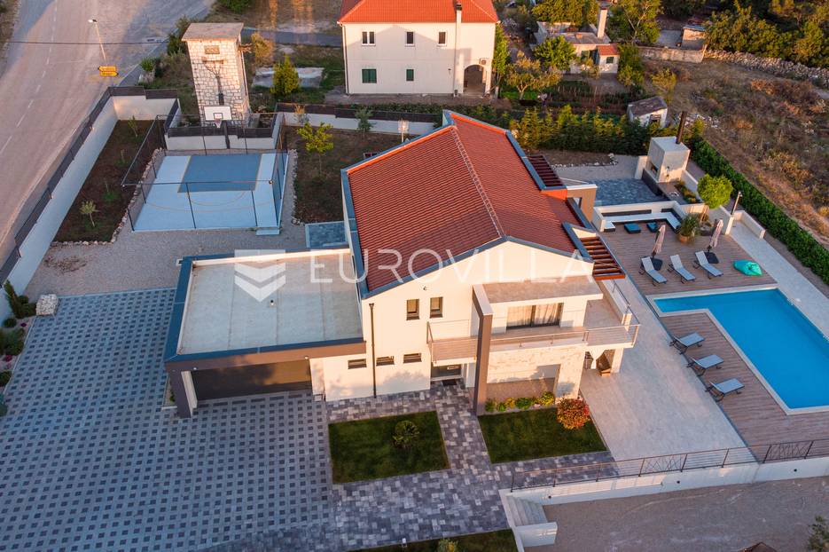 Dom Na predaj -  Šibenik - Okolica