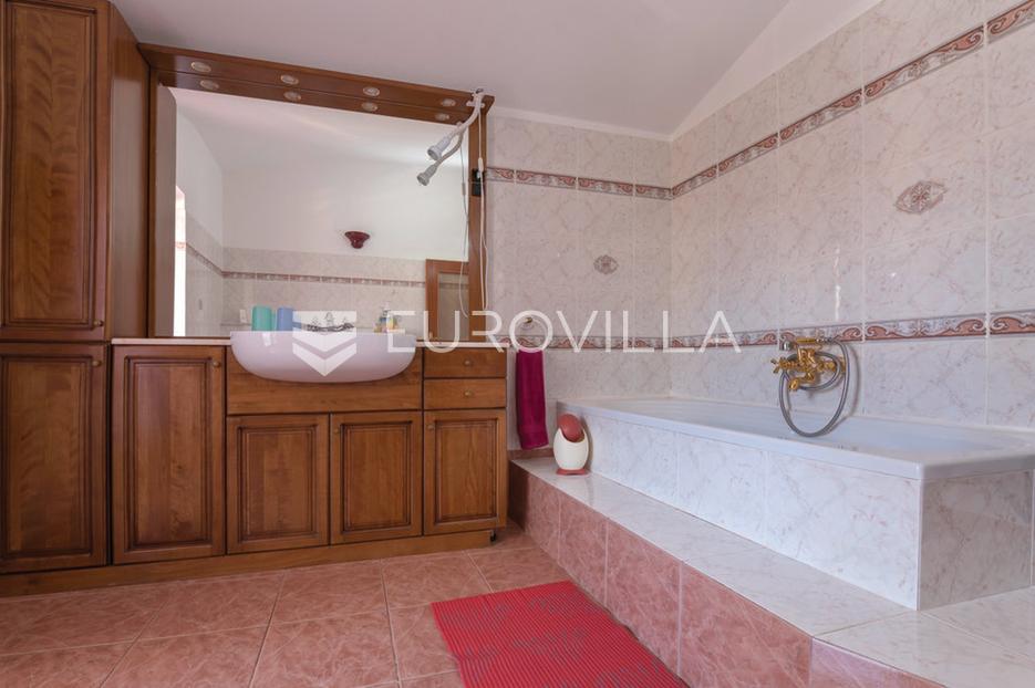 Casa In vendita -  Medulin
